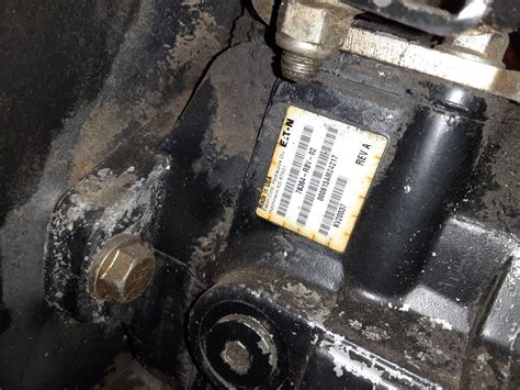 deere 250 skid steer fuel pump constantly running wont start|jd 250 ii won't start.